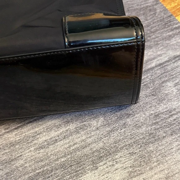 Tory Burch Mini Ella Black Patent Leather Trim Tote - Picture 8 of 11